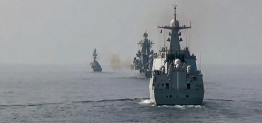 Rosyjskie okręty desantowe wpłynęły z portów na Morze Czarne. / Zdjęcie: Agencja Forum, fot: Russian Defence Ministry